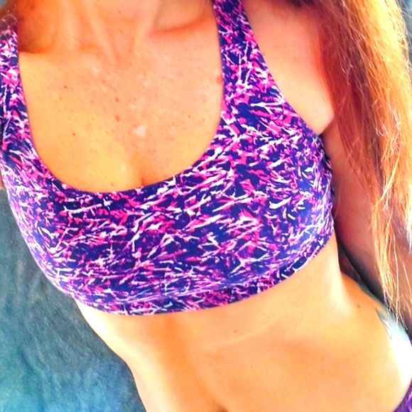 EUC, Lululemon free to be sports bra - Picture 4 of 8